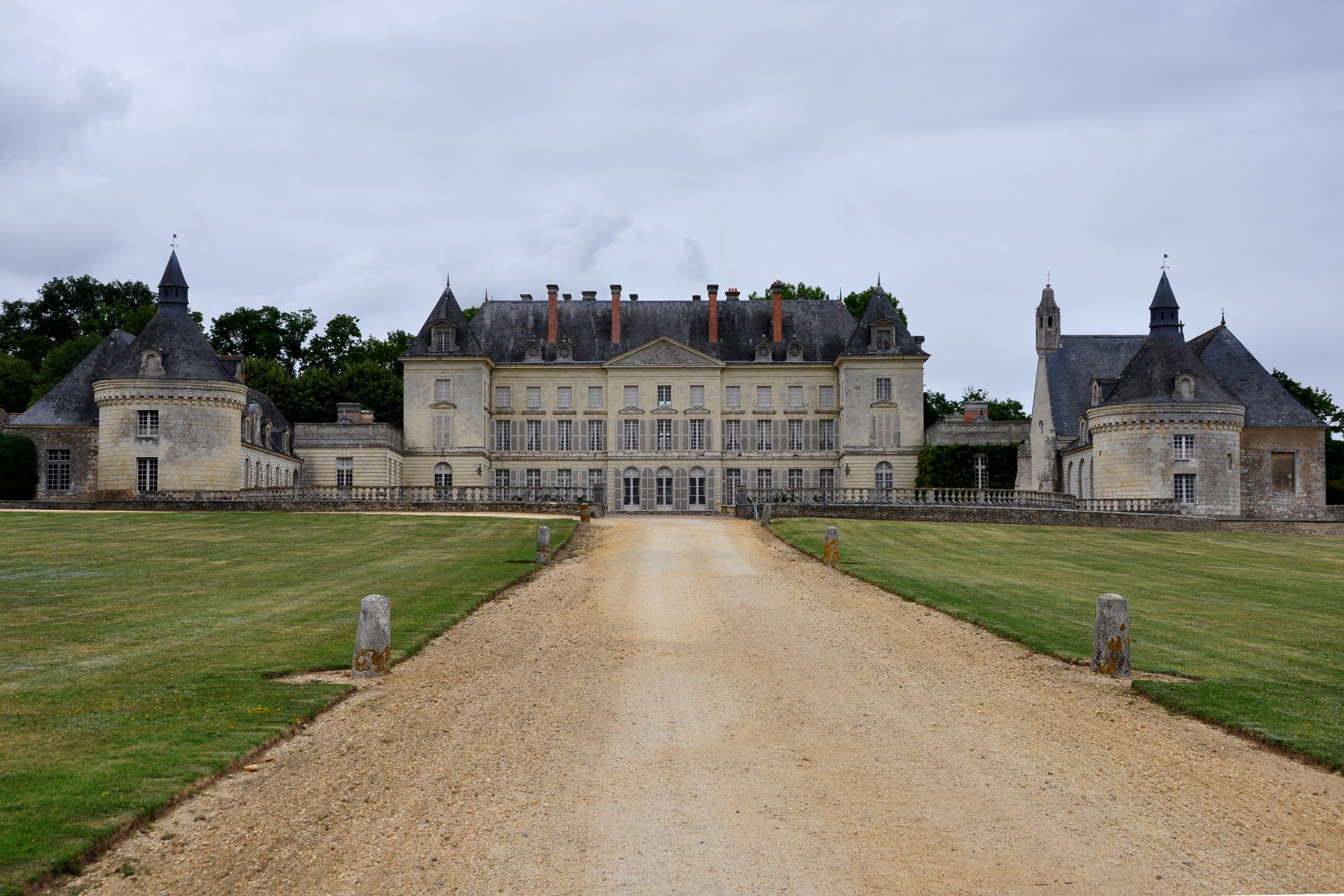 Château de Montgeoffroy, Mazé